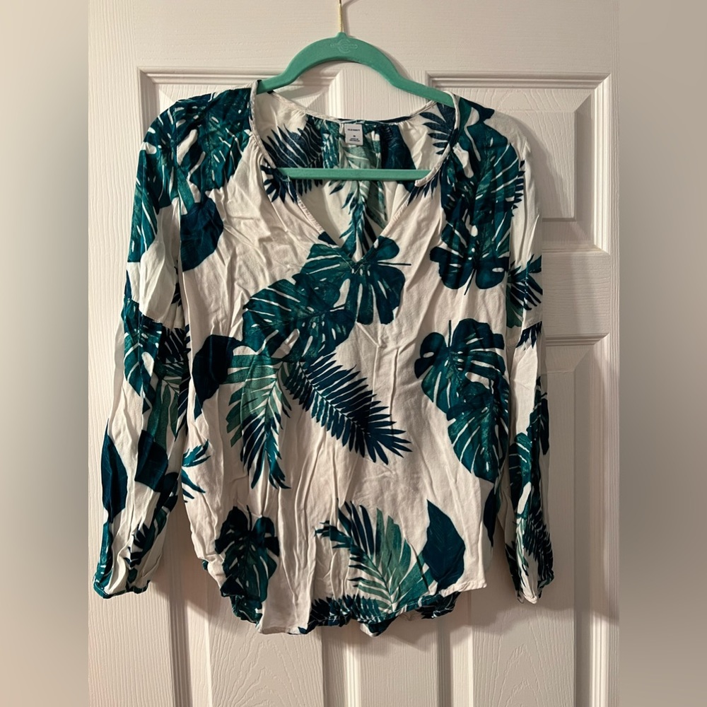 Old navy blouse